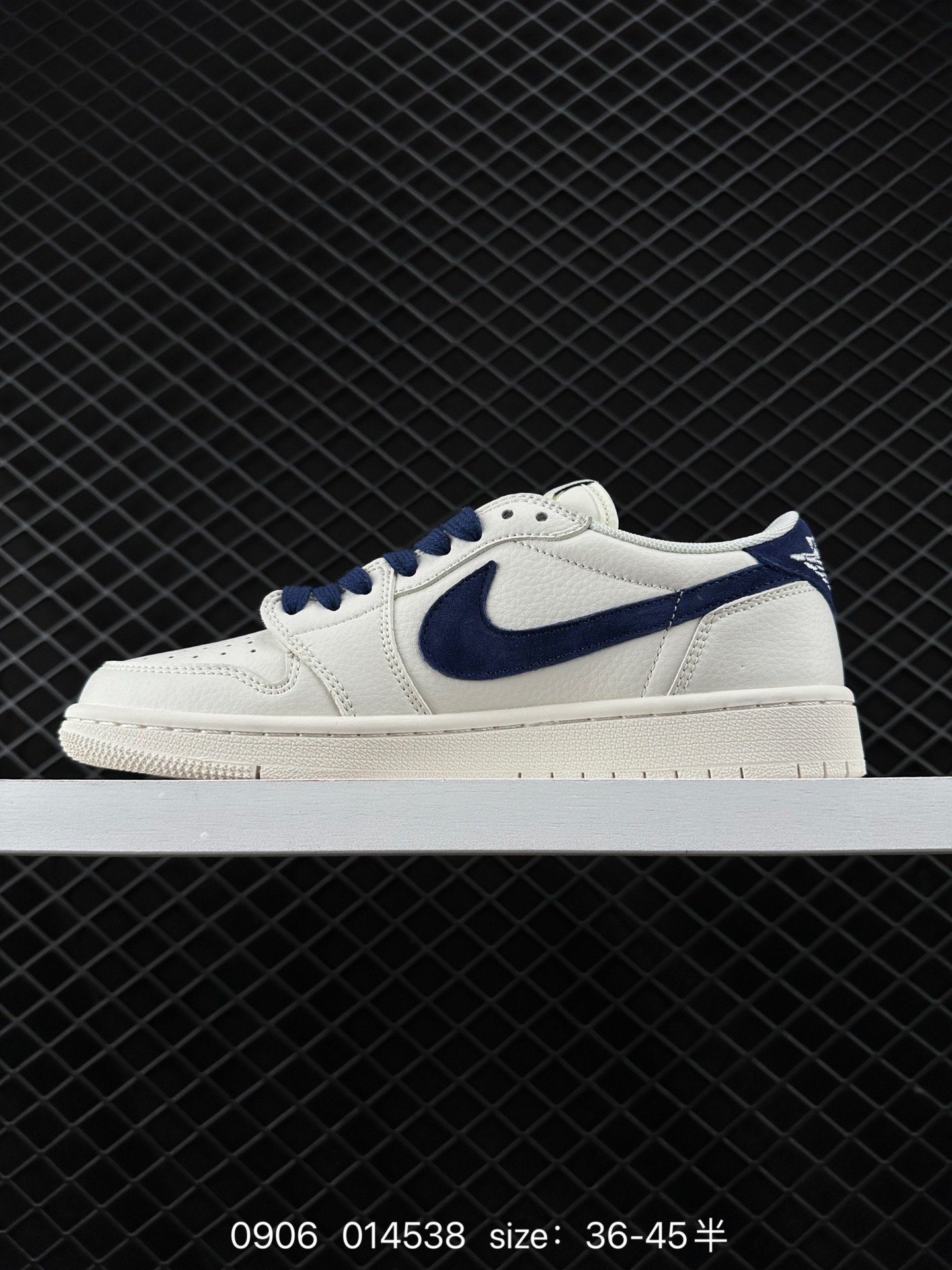 Travis Scott x Air Jordan 1 ” Reverse Mocha “